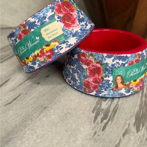 The Pioneer Woman Red and Blue Floral Pet Bowls